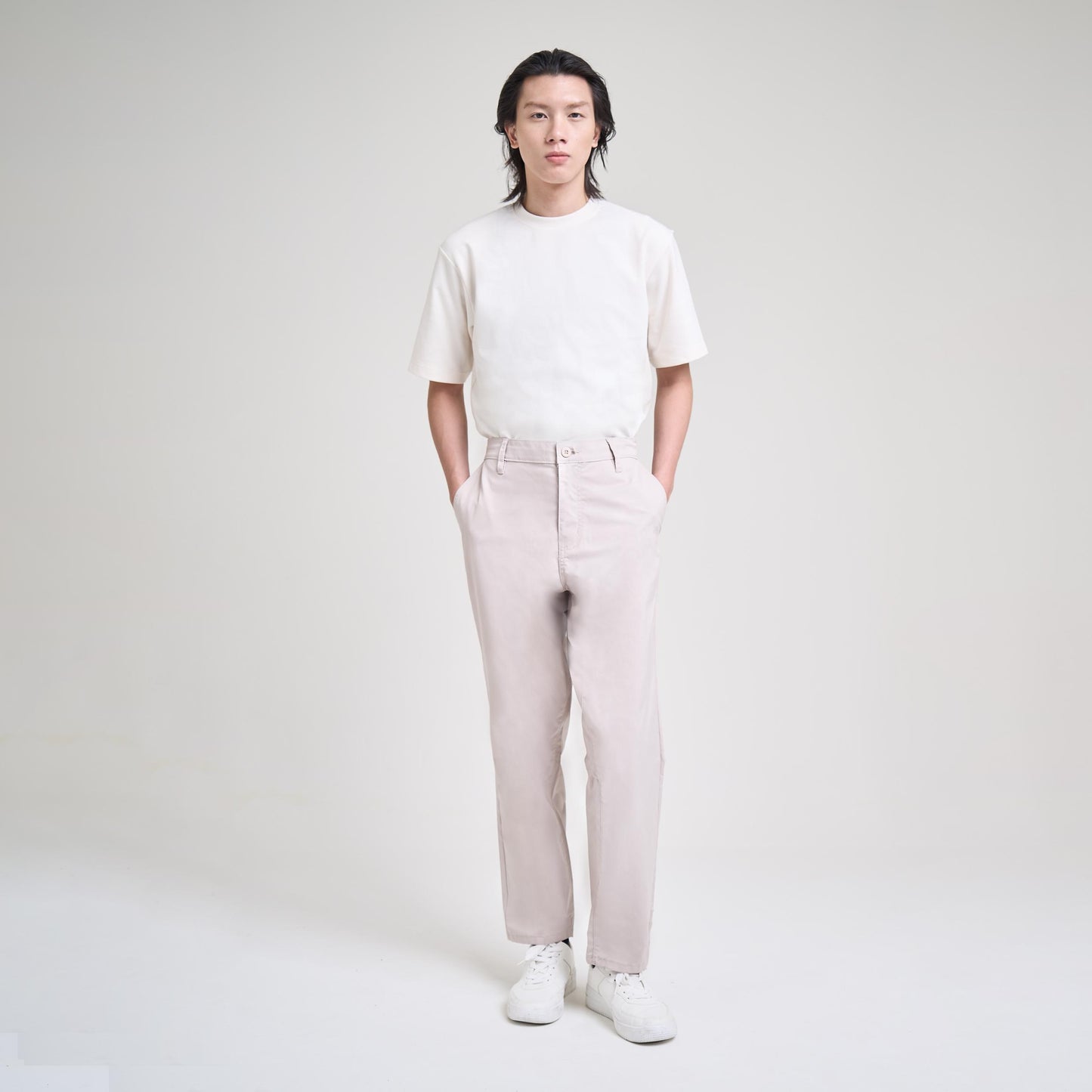 M231 Celana Panjang Pria Relaxed Fit Cream 0762E