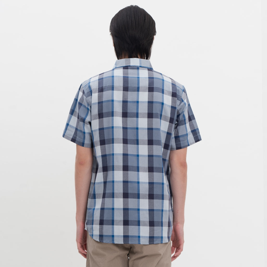 M231 Kemeja Pria Yarn Dyed Kotak Pendek Biru 0460