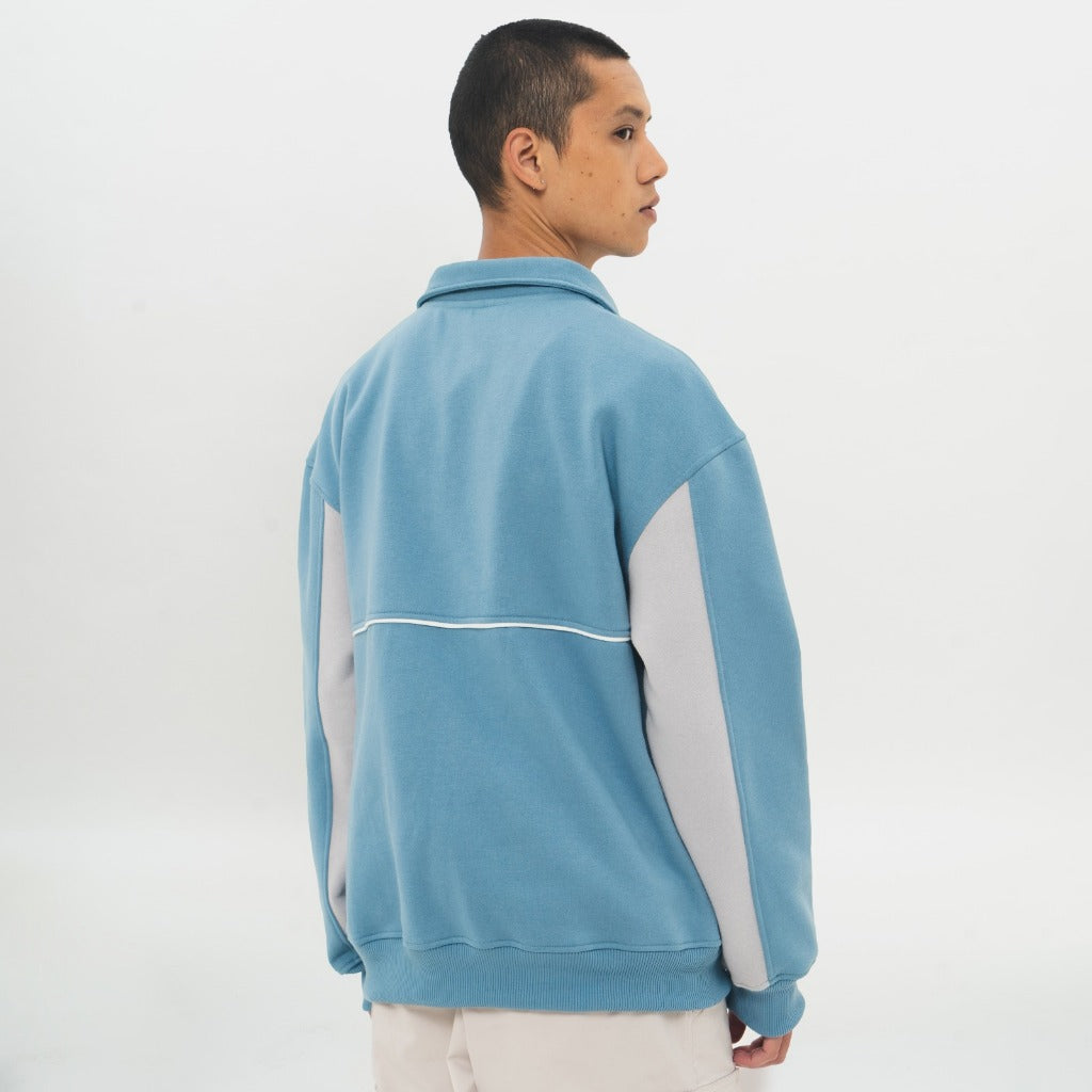 M231 Half Zip Wanderer Living Biru 0716A