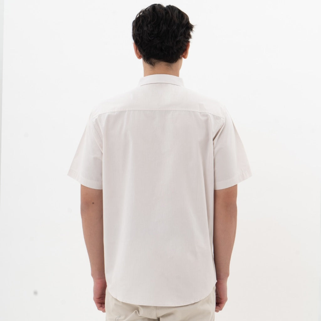 M231 Kemeja Pria Basic Polos Pendek 0643