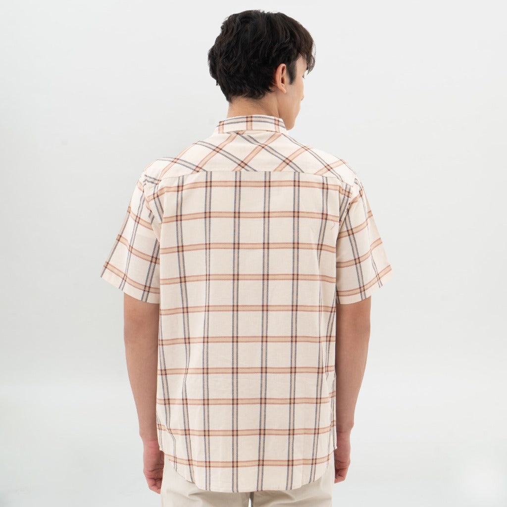 M231 Kemeja Pria Yarn Dyed Kotak Pendek Khaki 0463
