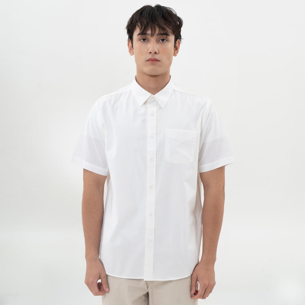 M231 Kemeja Pria Basic Polos Pendek 0643