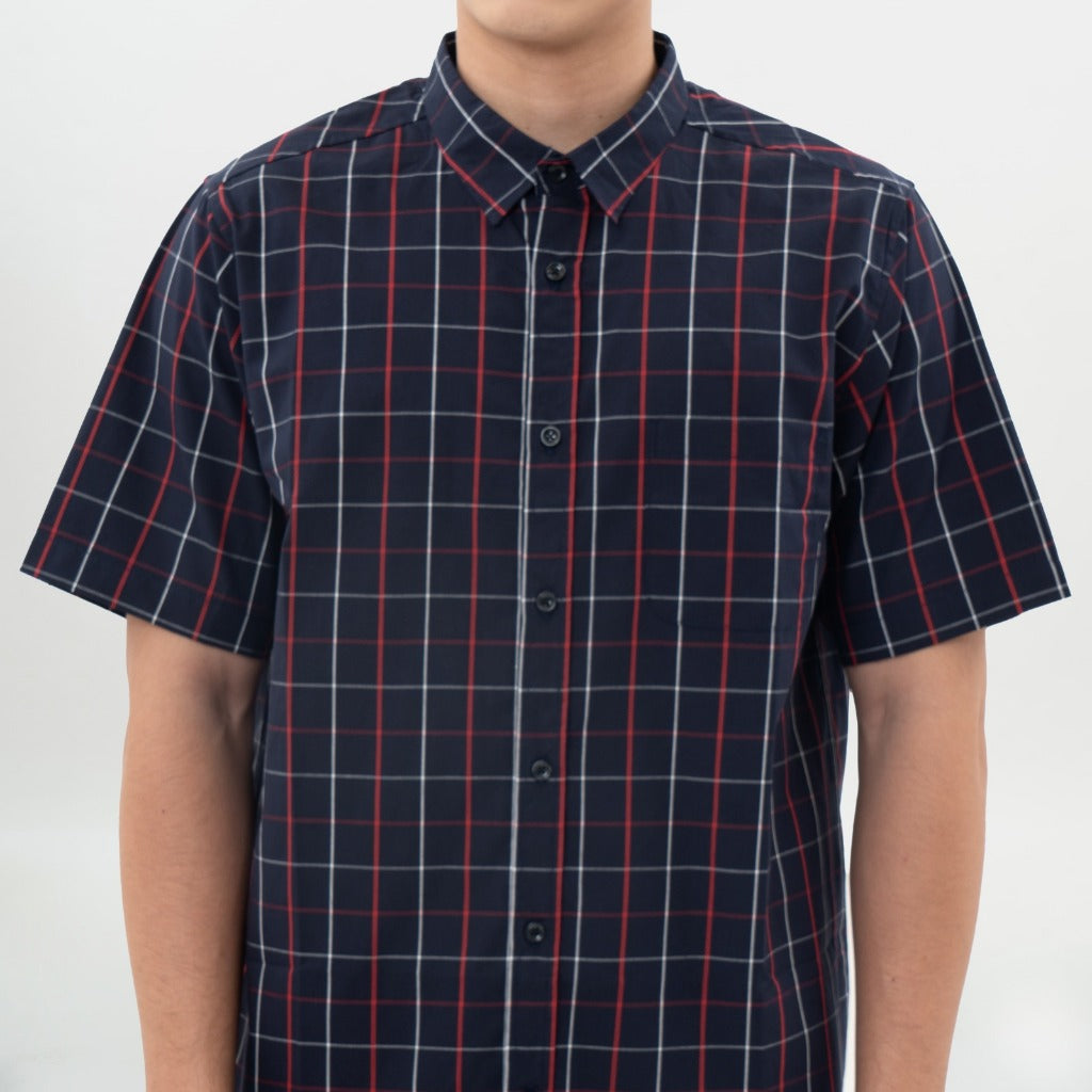 M231 Kemeja Pria Yarn Dyed Kotak Pendek Navy 0675