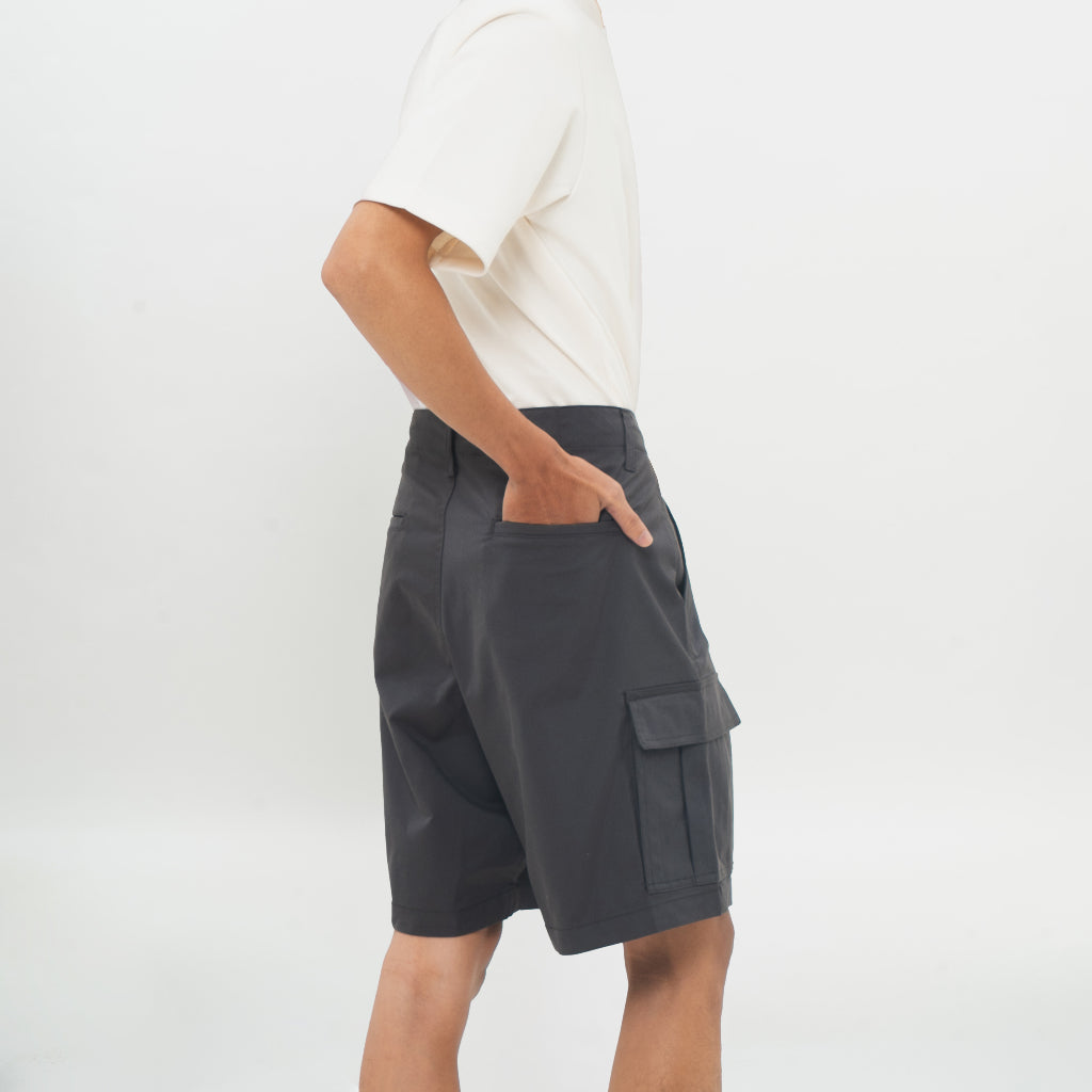 M231 Celana Cargo Pendek Pria Dark Grey 0763C