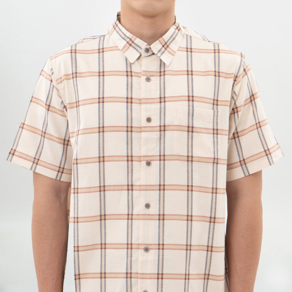 M231 Kemeja Pria Yarn Dyed Kotak Pendek Khaki 0463