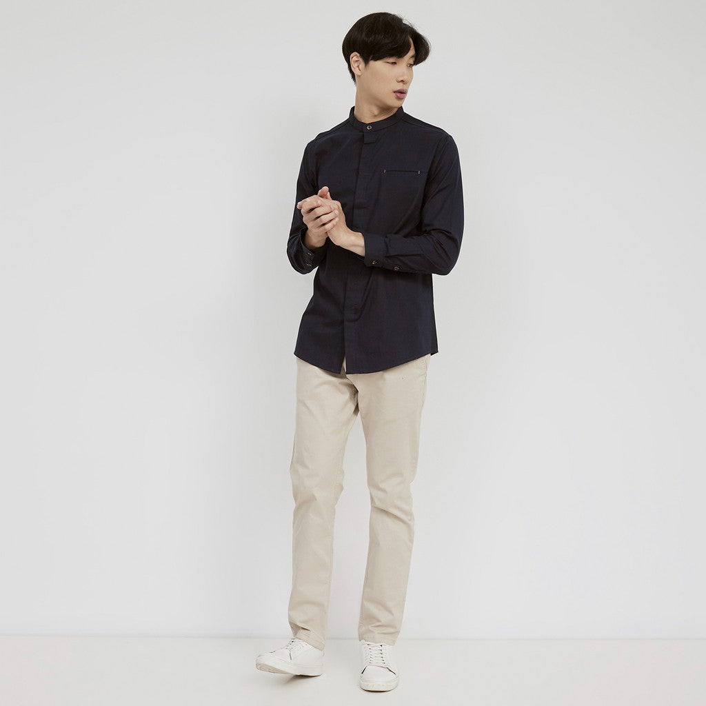 M231 Kemeja Pria Shanghai Polos Soft Twill Panjang Navy 1971E