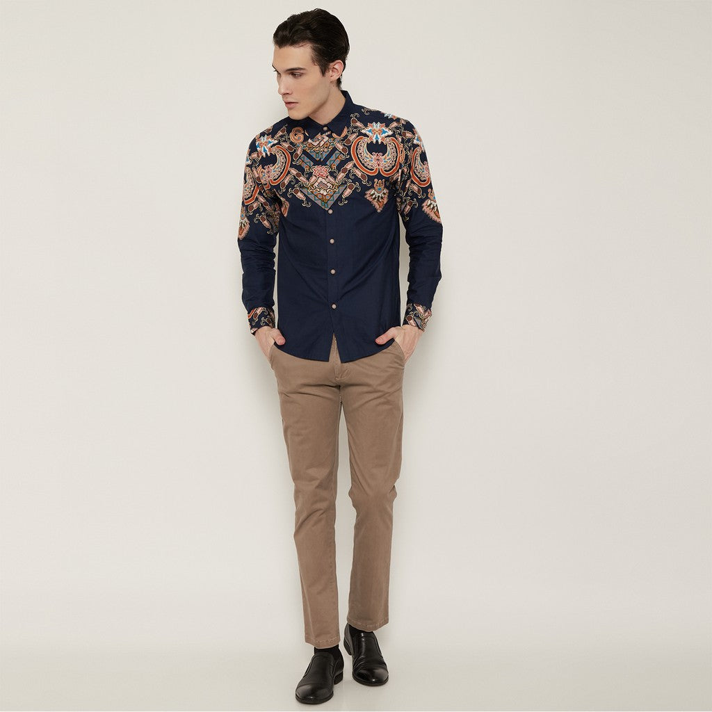 M231 Kemeja Pria Batik Panjang Navy 1699B