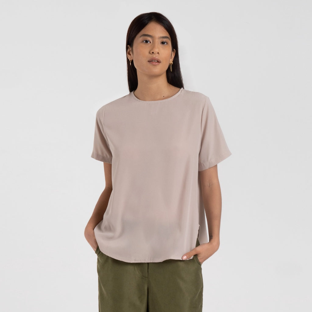 M231 Kemeja Wanita Blouse Pendek Coklat 2450A