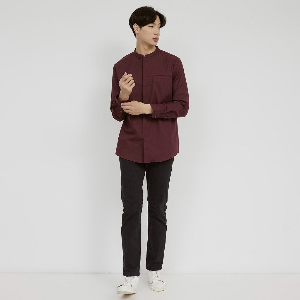 M231 Kemeja Pria Shanghai Polos Soft Twill Panjang Maroon 1971C