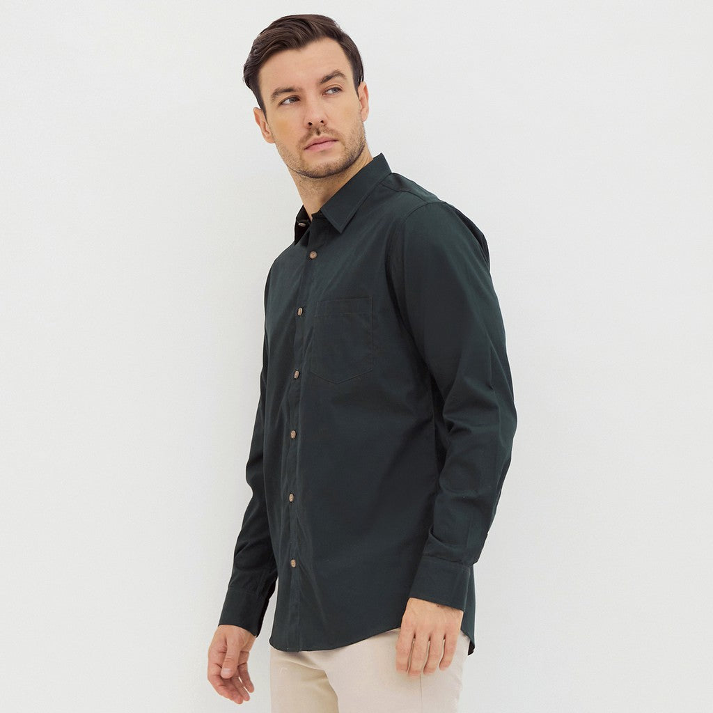 M231 Kemeja Pria Basic Polos Panjang Hijau Tua 1468K
