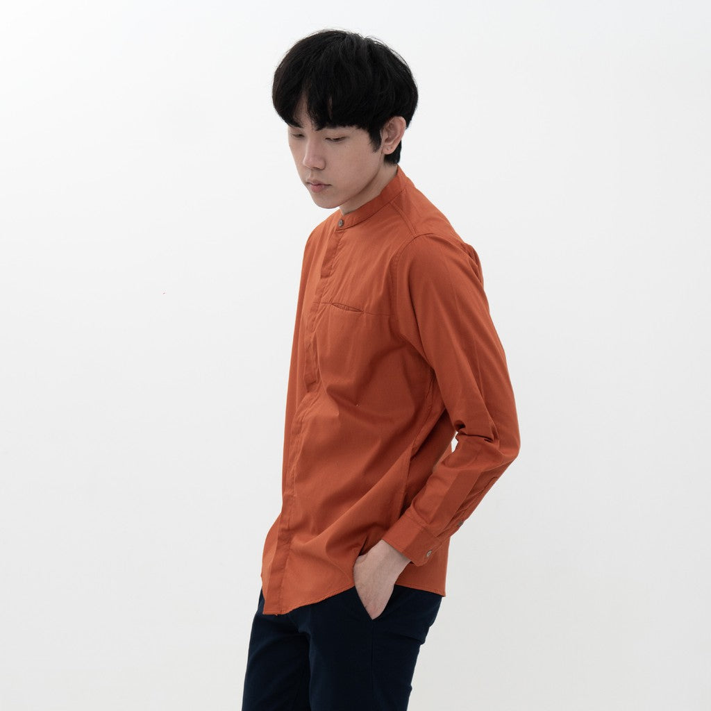 M231 Kemeja Pria Shanghai Polos Soft Twill Panjang Terracotta 1971G