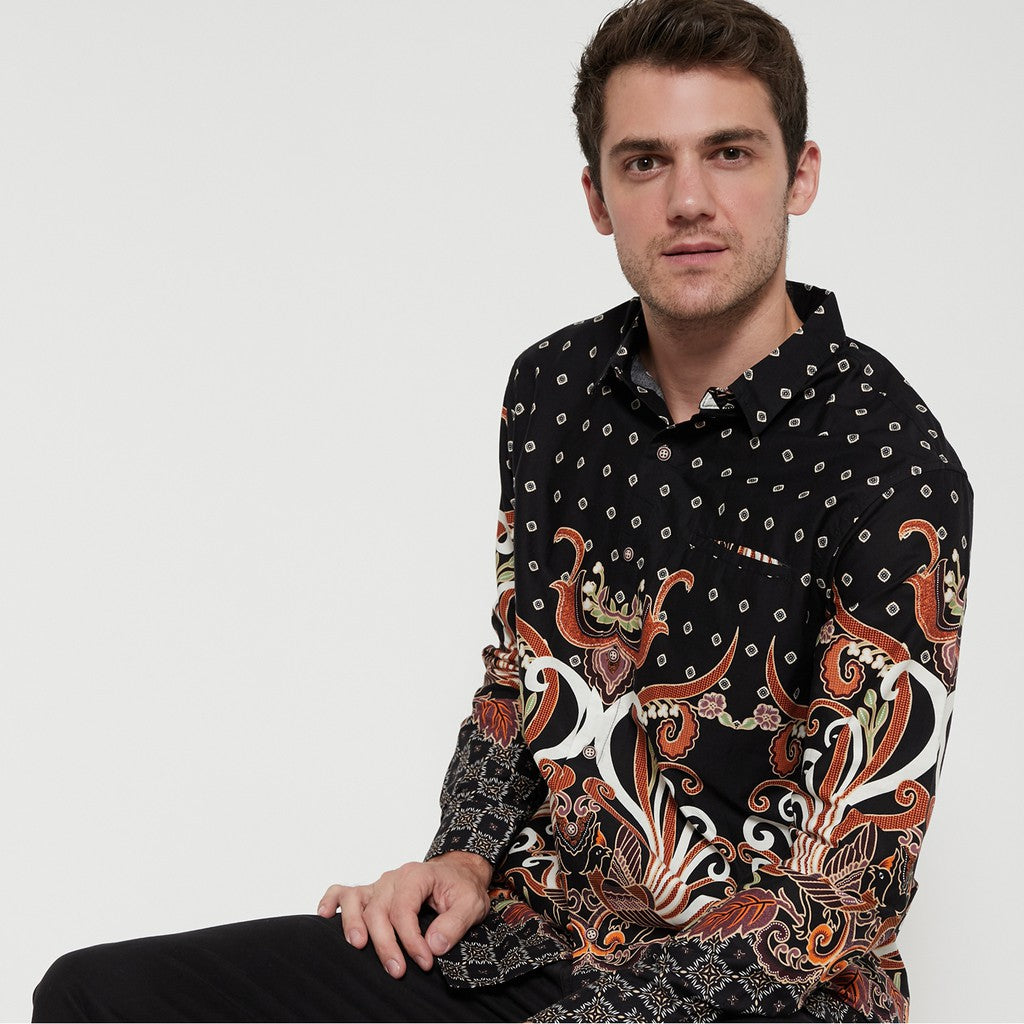 M231 Kemeja Pria Batik Panjang Warna Hitam 1723