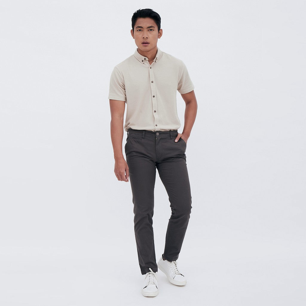 M231 Celana Panjang Pria Chinos Slim Fit Stretch Dark Grey C1117