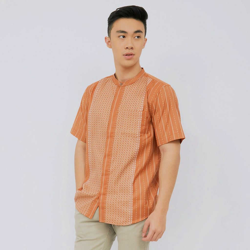 M231 Kemeja Pria Koko Pendek Teracotta 2398A