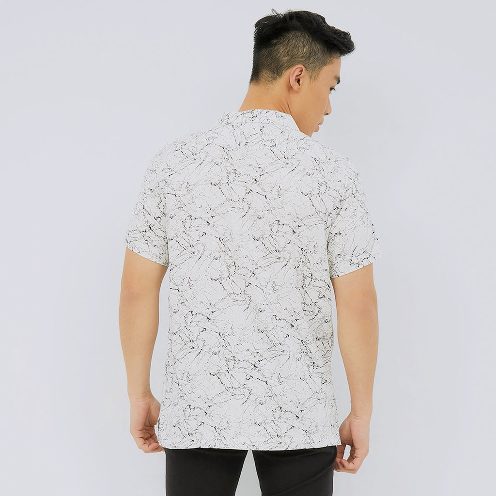 M231 Kemeja Pria Printing Hawaii Pendek Putih 2385A