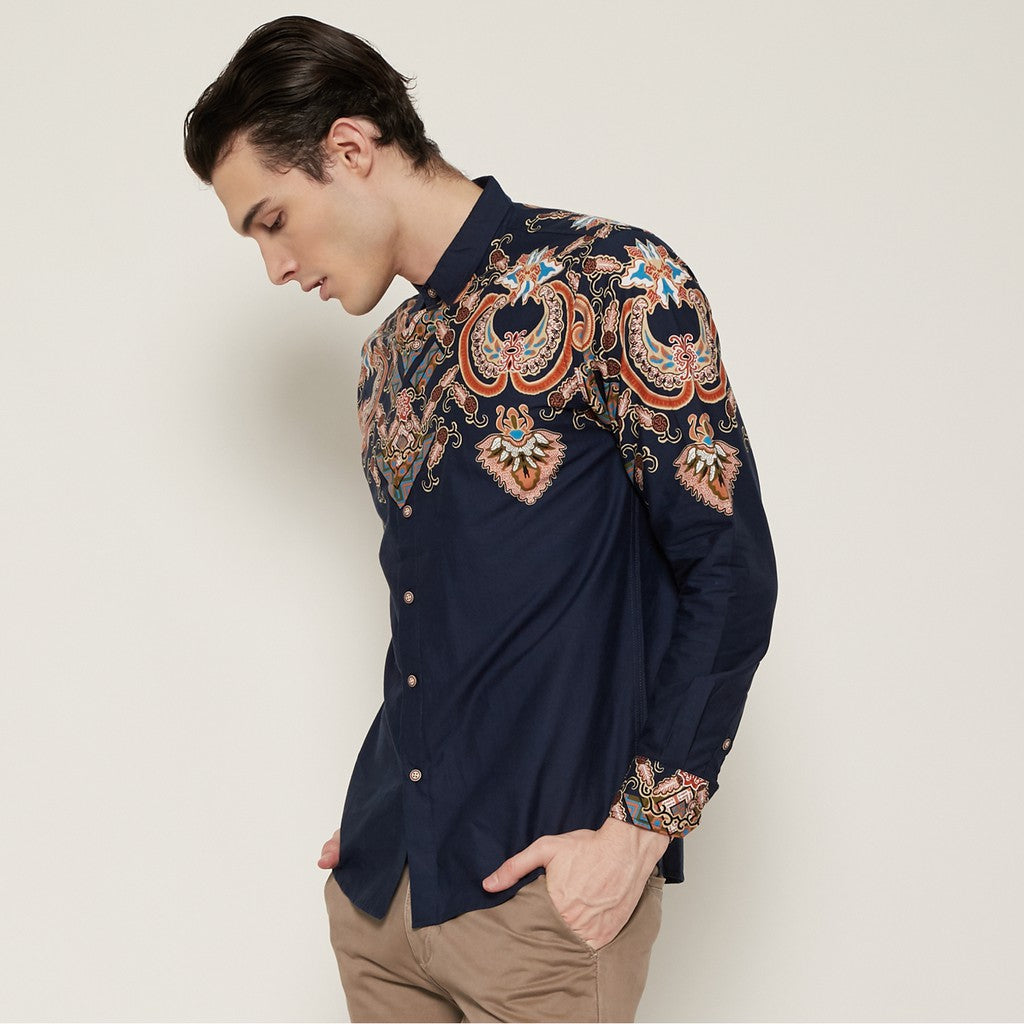 M231 Kemeja Pria Batik Panjang Navy 1699B