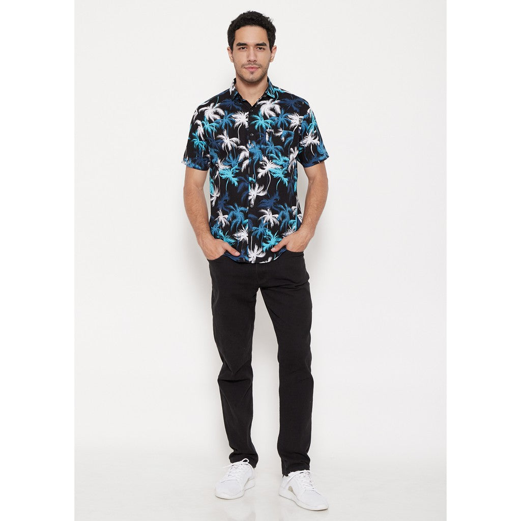 M231 Kemeja Pria Printing Pendek Warna Hitam Biru 1139B