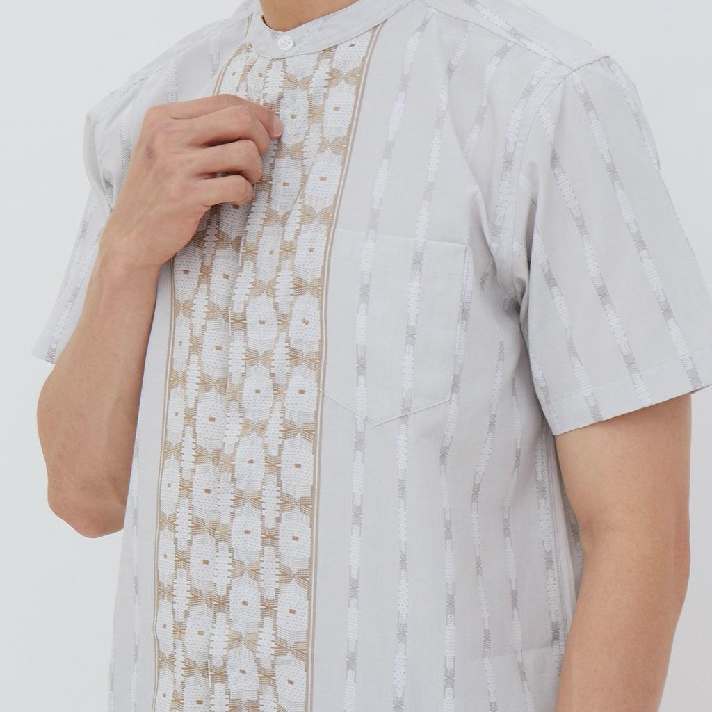 M231 Kemeja Pria Koko Pendek Cream 2442