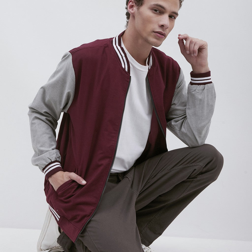 M231 Jaket Pria Bomber Oxford Panjang Warna Maroon 1801A