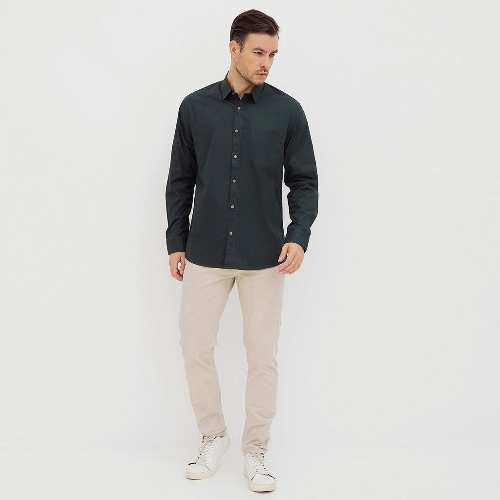 M231 Kemeja Pria Basic Polos Panjang Hijau Tua 1468K