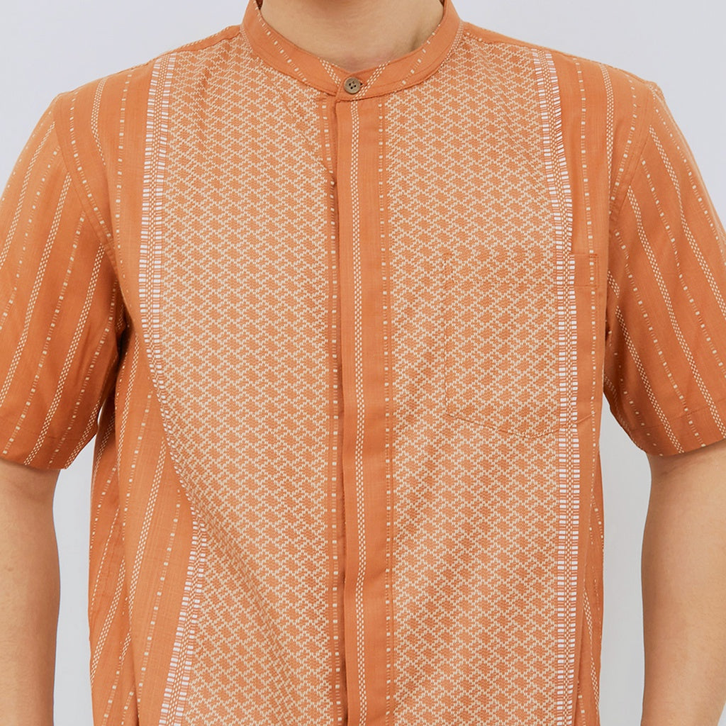 M231 Kemeja Pria Koko Pendek Teracotta 2398A