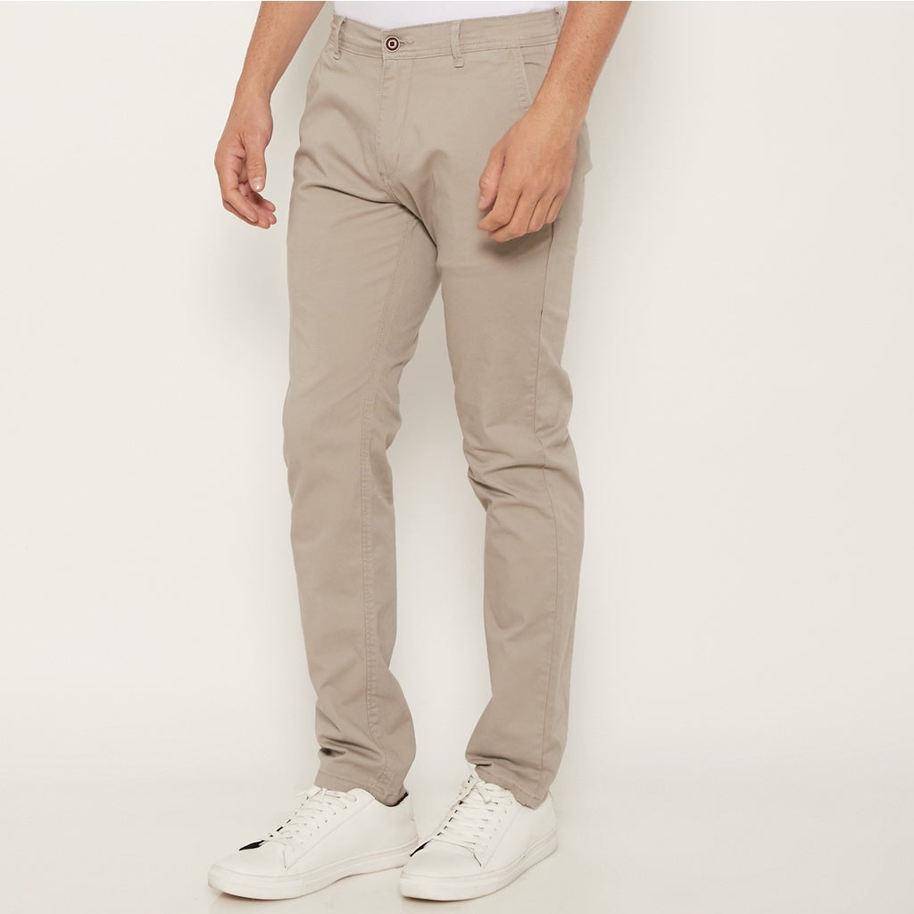M231 Celana Panjang Pria Chinos Slim Fit Stretch Cream C1095