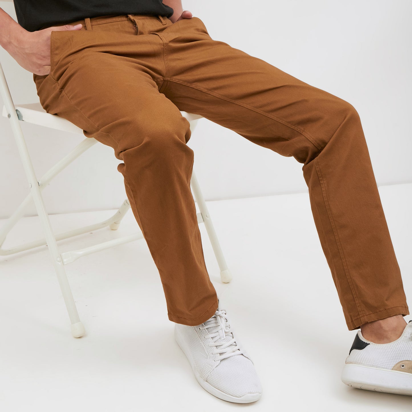 M231 Celana Panjang Pria Chinos Slim Fit Stretch Warna Brown C1057