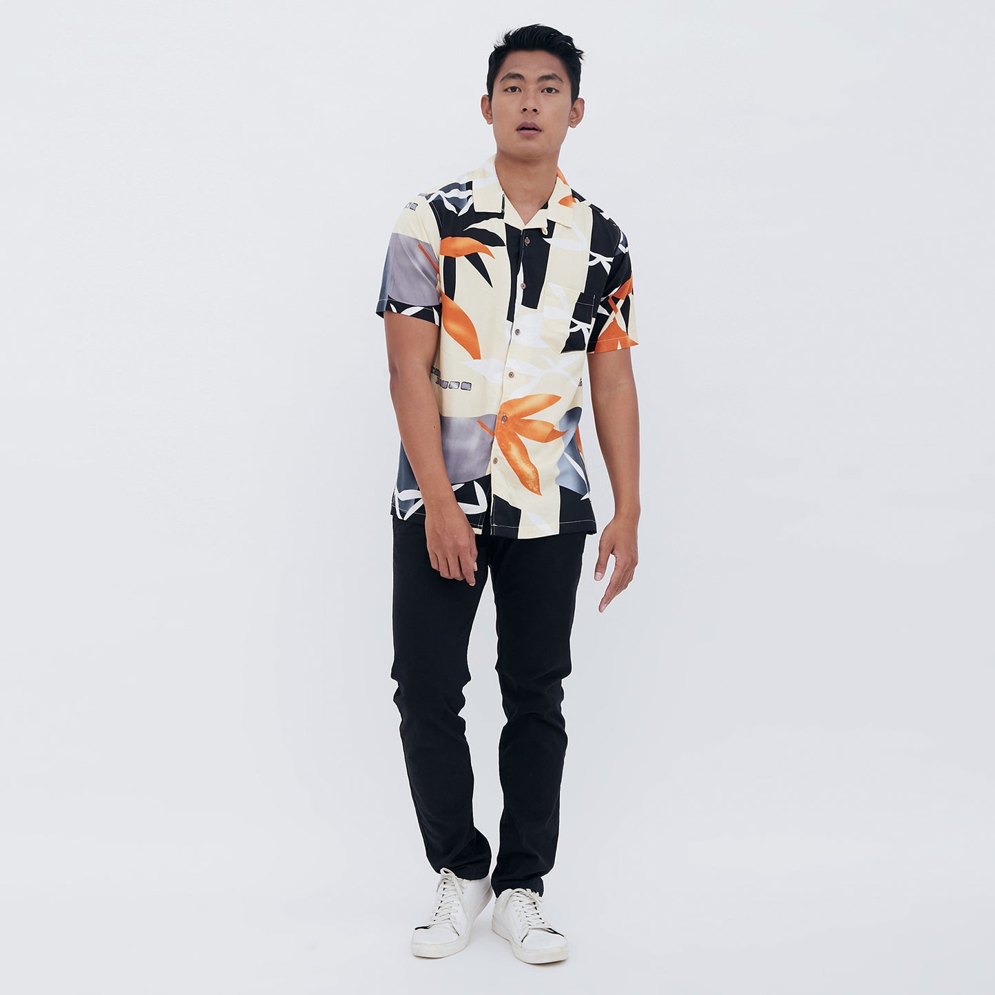 M231 Kemeja Pria Printing Hawaii Pendek Cream 2012B