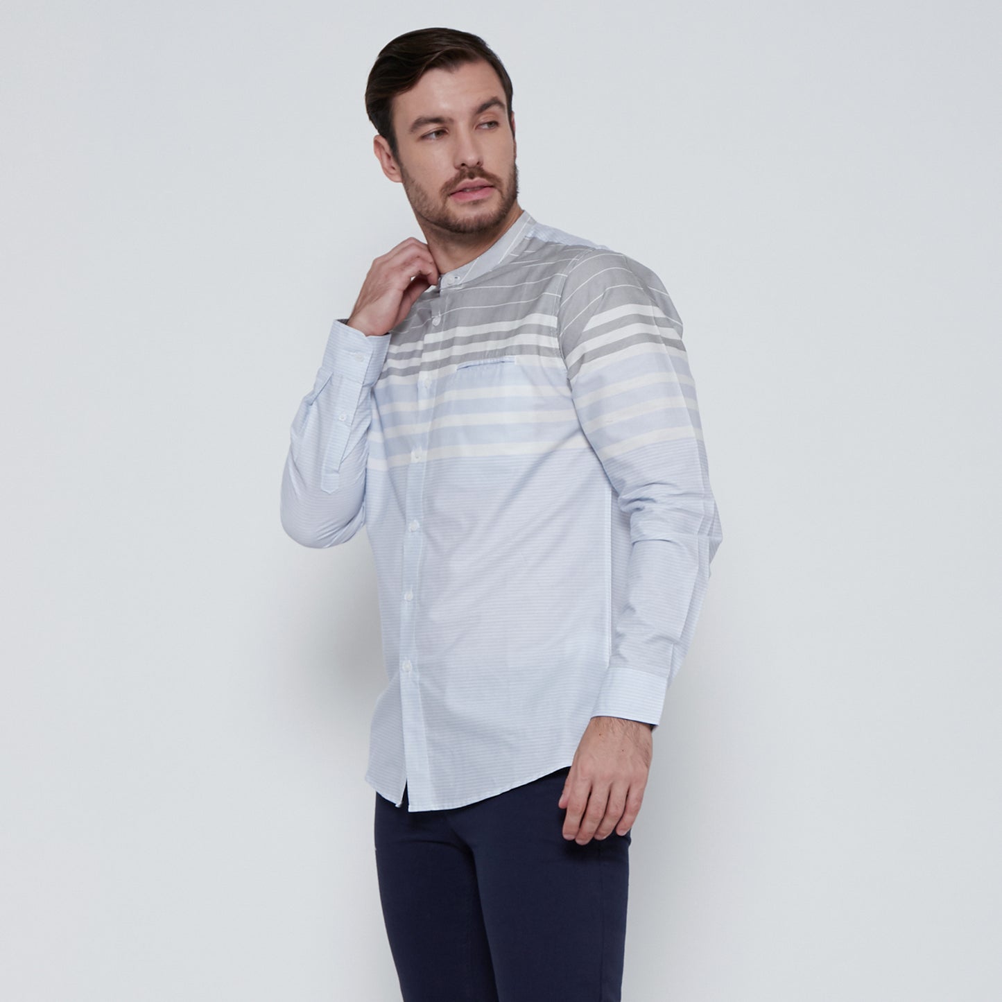 M231 Kemeja Pria Shanghai Salur Stripe Panjang Warna Biru Muda 1712A