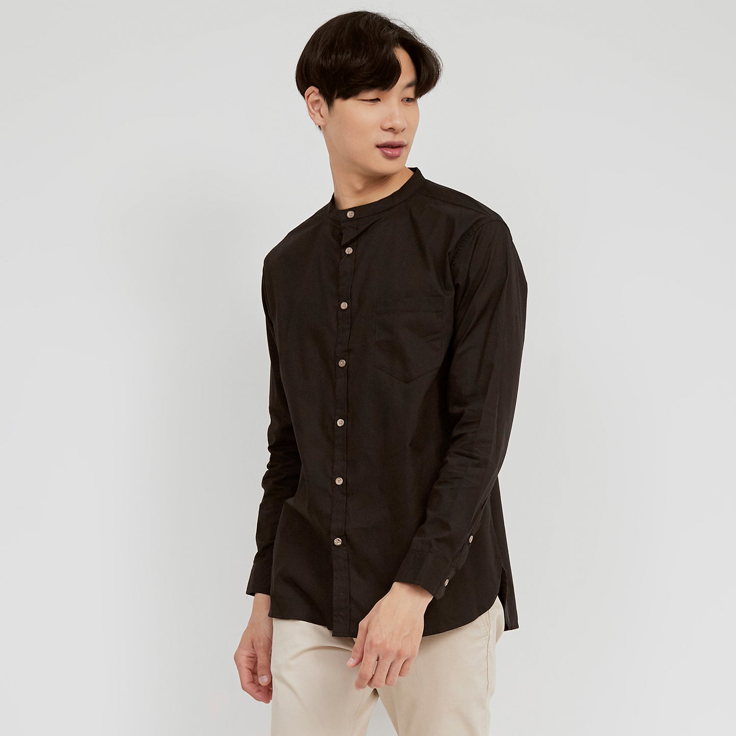 M231 Kemeja Pria Shanghai Polos Oversized Panjang Warna Hitam 1985E
