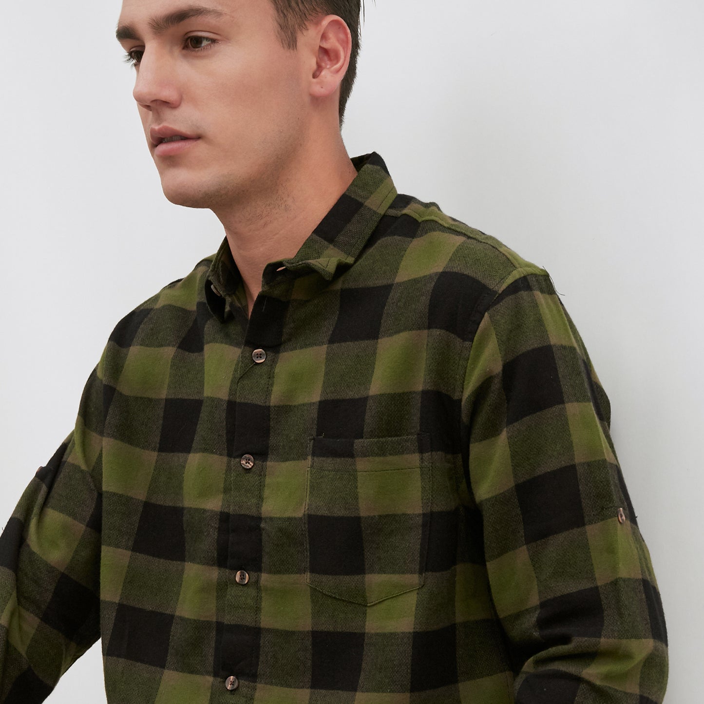 M231 Kemeja Pria Flannel Panjang Warna Hijau 1895