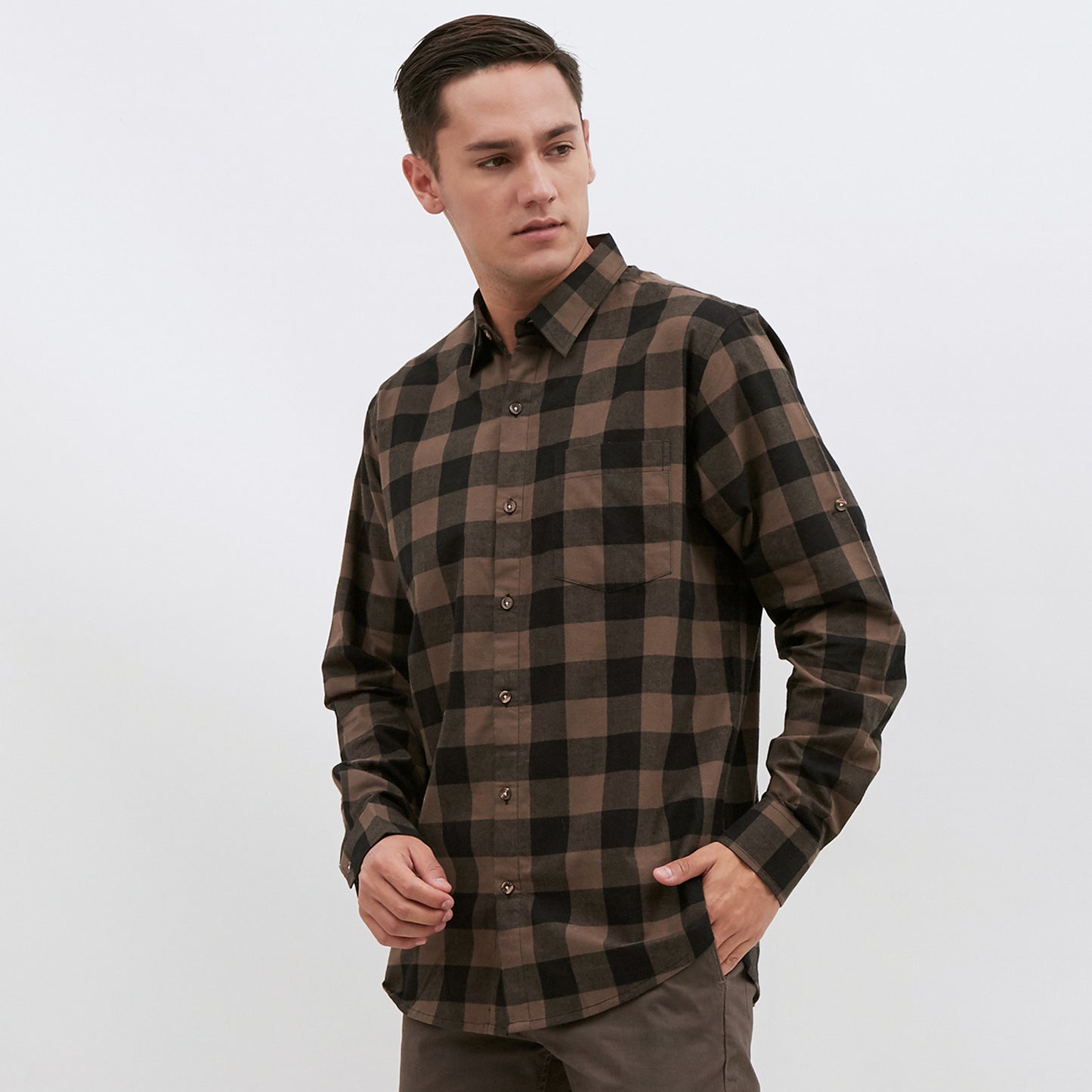 M231 Kemeja Pria Flannel Panjang Warna Coklat 1899B