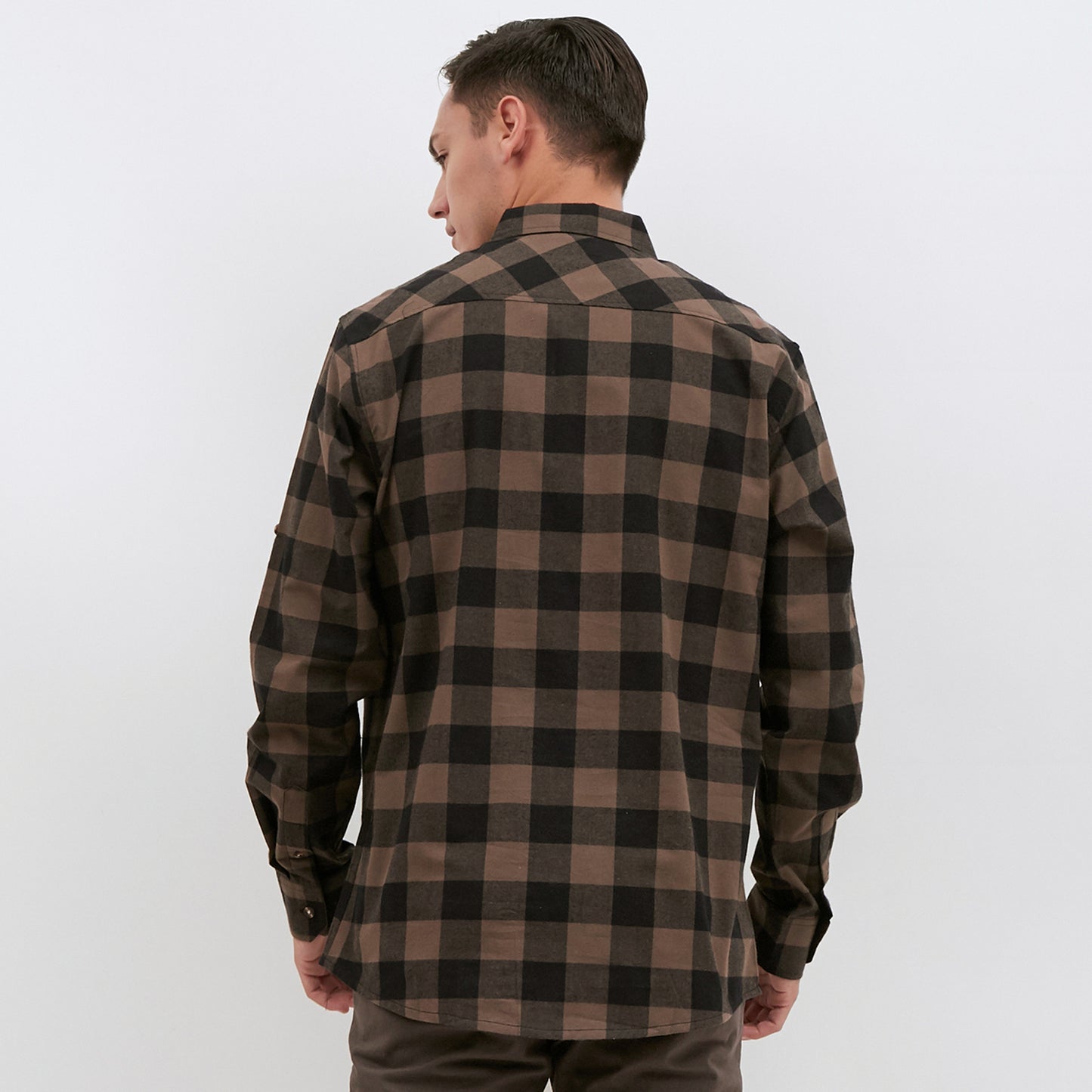 M231 Kemeja Pria Flannel Panjang Warna Coklat 1899B