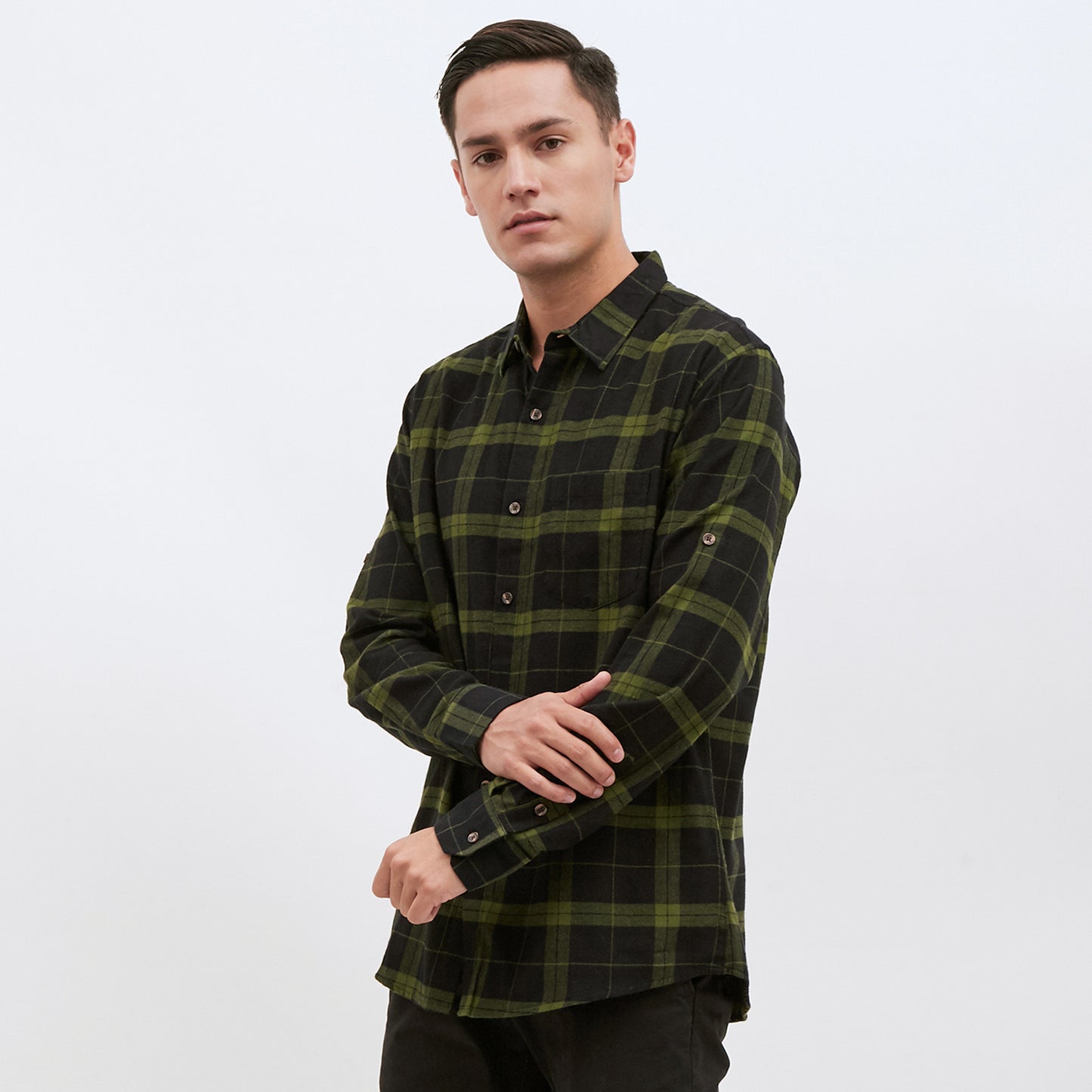 M231 Kemeja Pria Flannel Panjang Warna Hijau 1901B