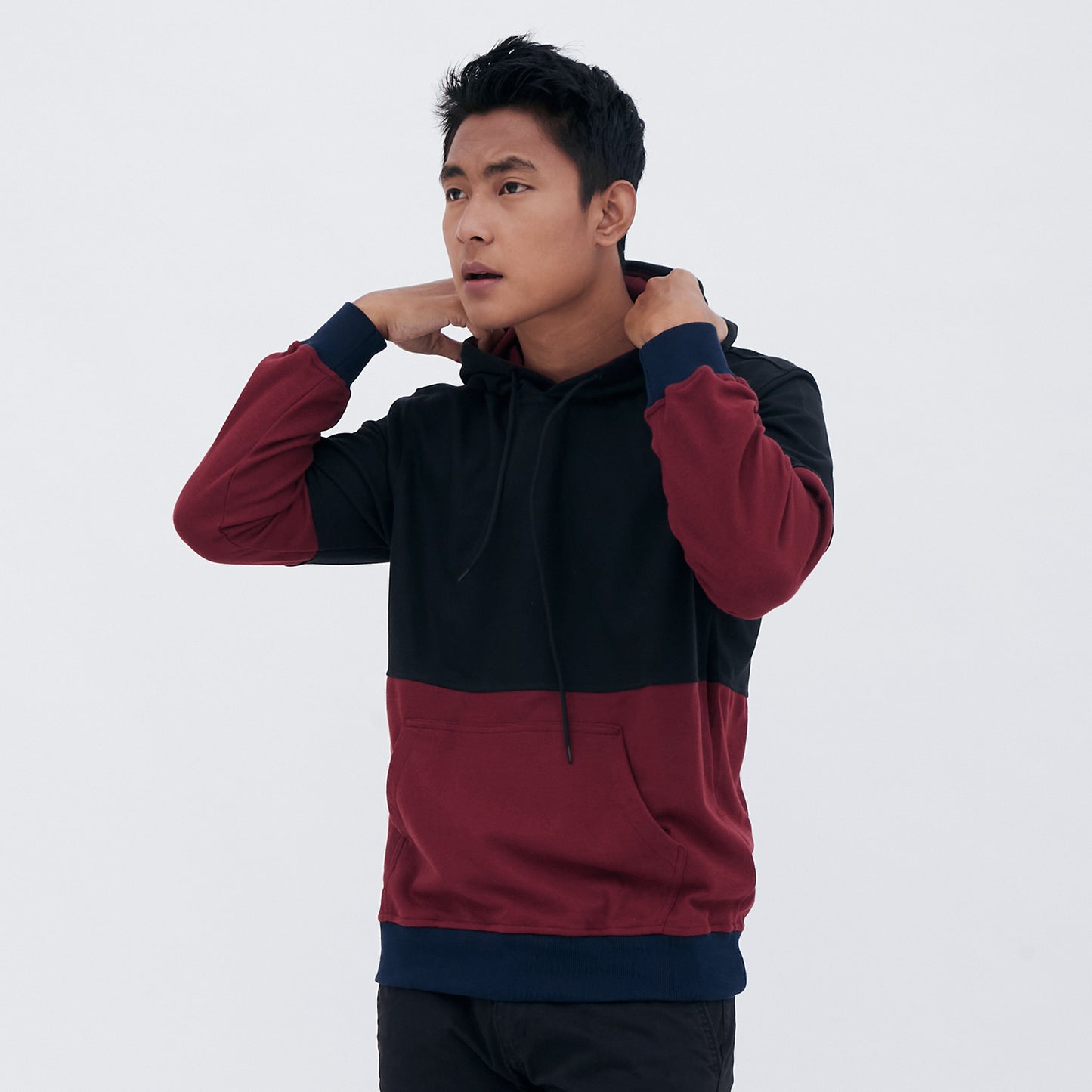 M231 Pullover Sweater Hoodie Hitam 1967B