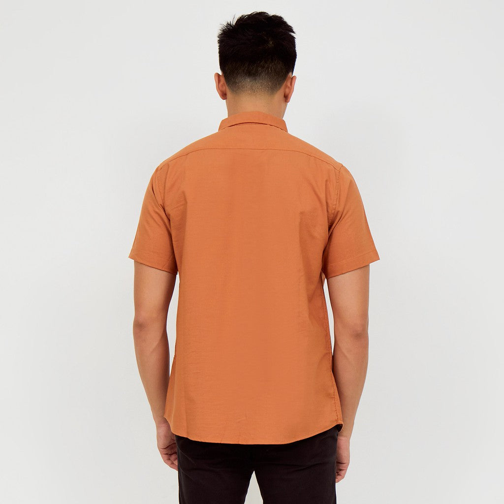 M231 Kemeja Pria Basic Polos Oxford Pendek Terracotta 1457Y
