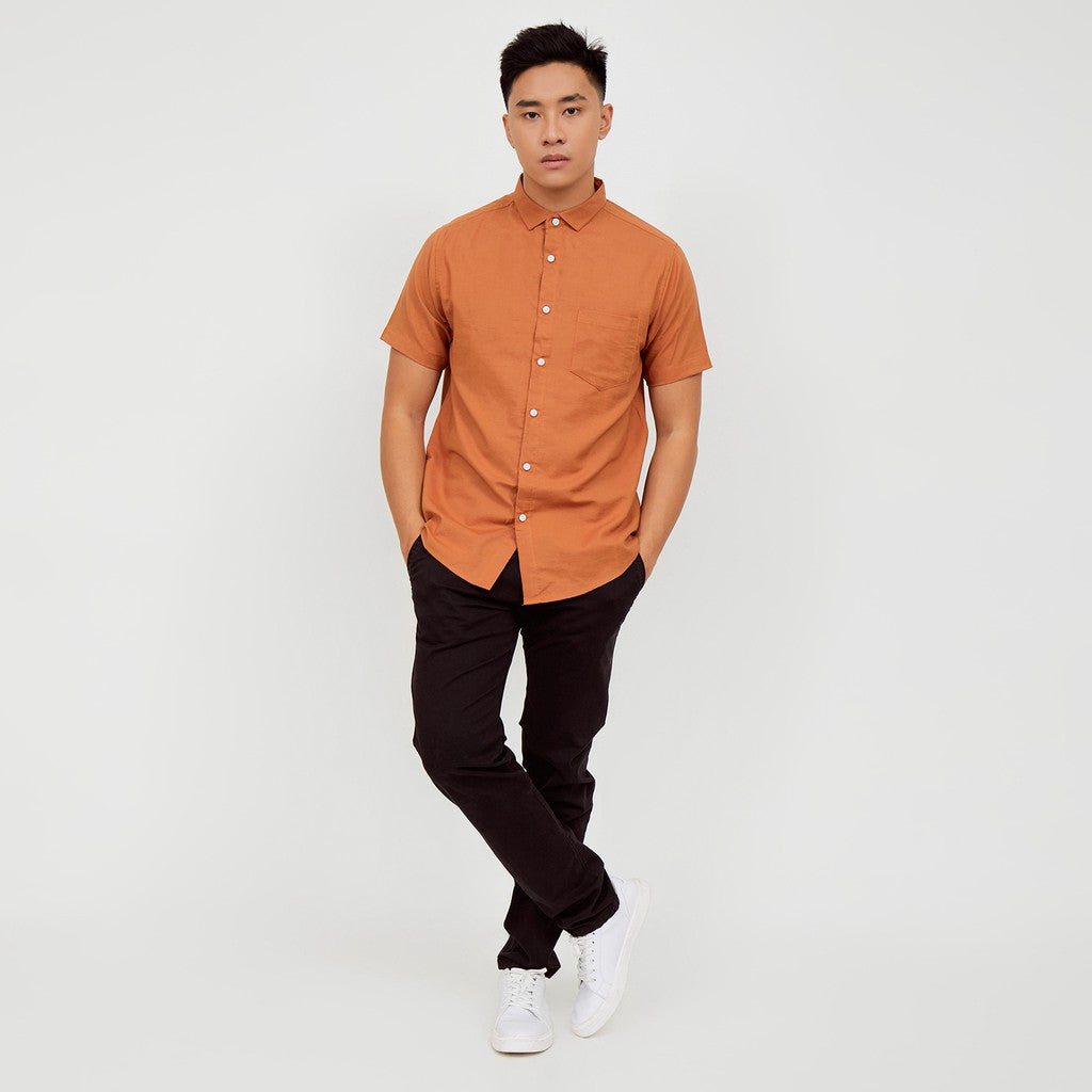 M231 Kemeja Pria Basic Polos Oxford Pendek Terracotta 1457Y