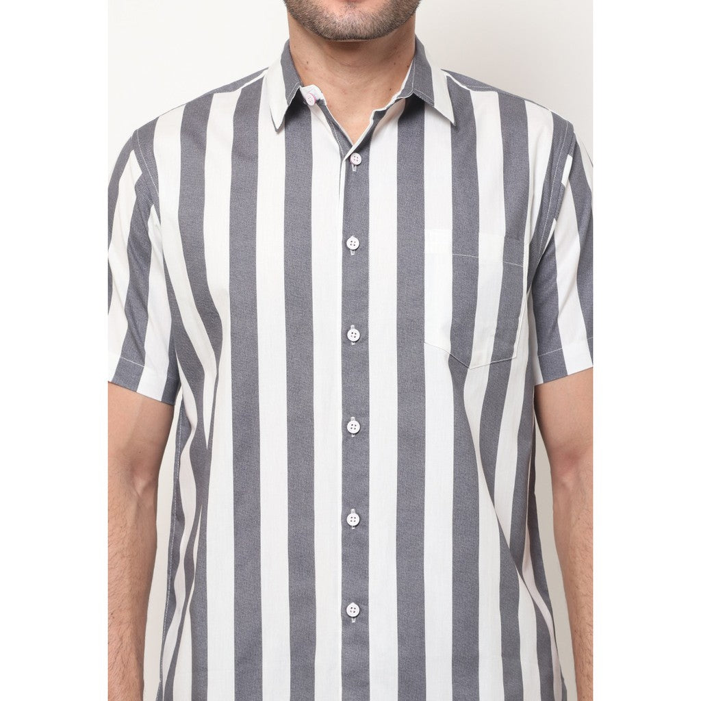 M231 Kemeja Pria Salur Stripe Pendek Warna Abu 1638