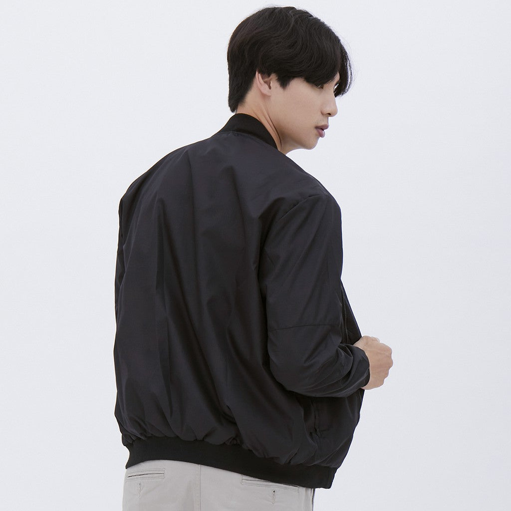 M231 Jaket Pria Taslan Bomber Panjang Hitam 1758B