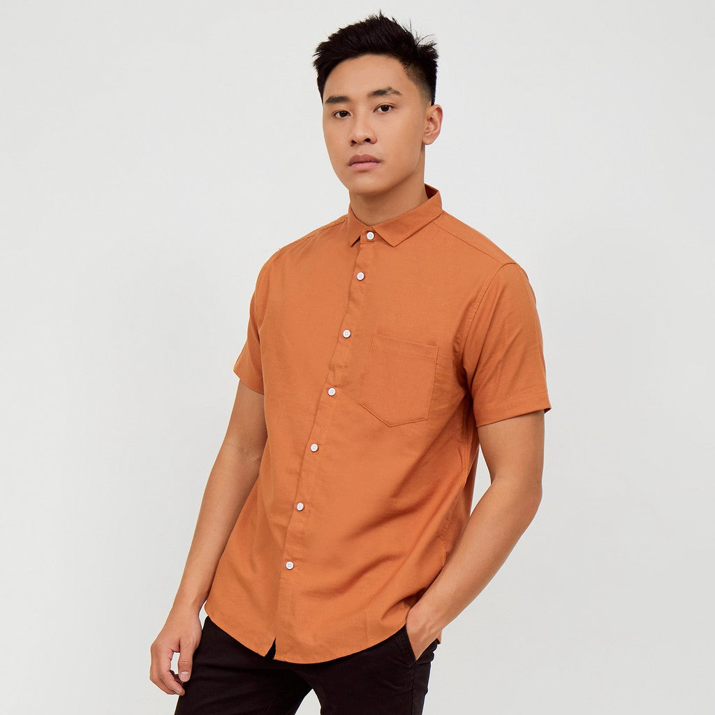 M231 Kemeja Pria Basic Polos Oxford Pendek Terracotta 1457Y