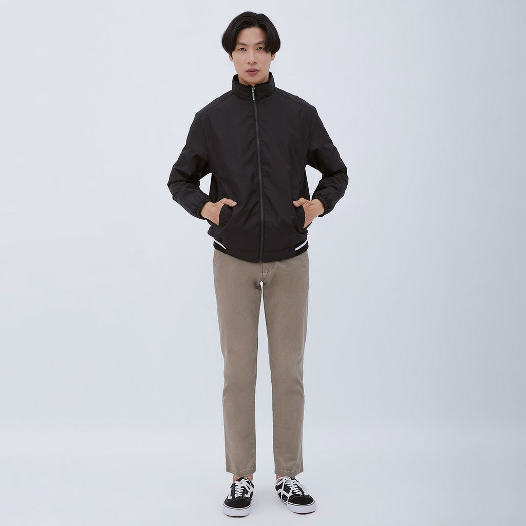 M231 Jaket Pria Taslan Windbreaker Panjang Hitam 2038A