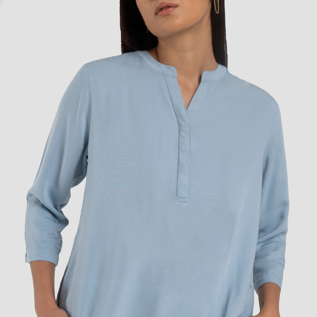 M231 Kemeja Wanita V Button Neck Panjang Biru 2455B