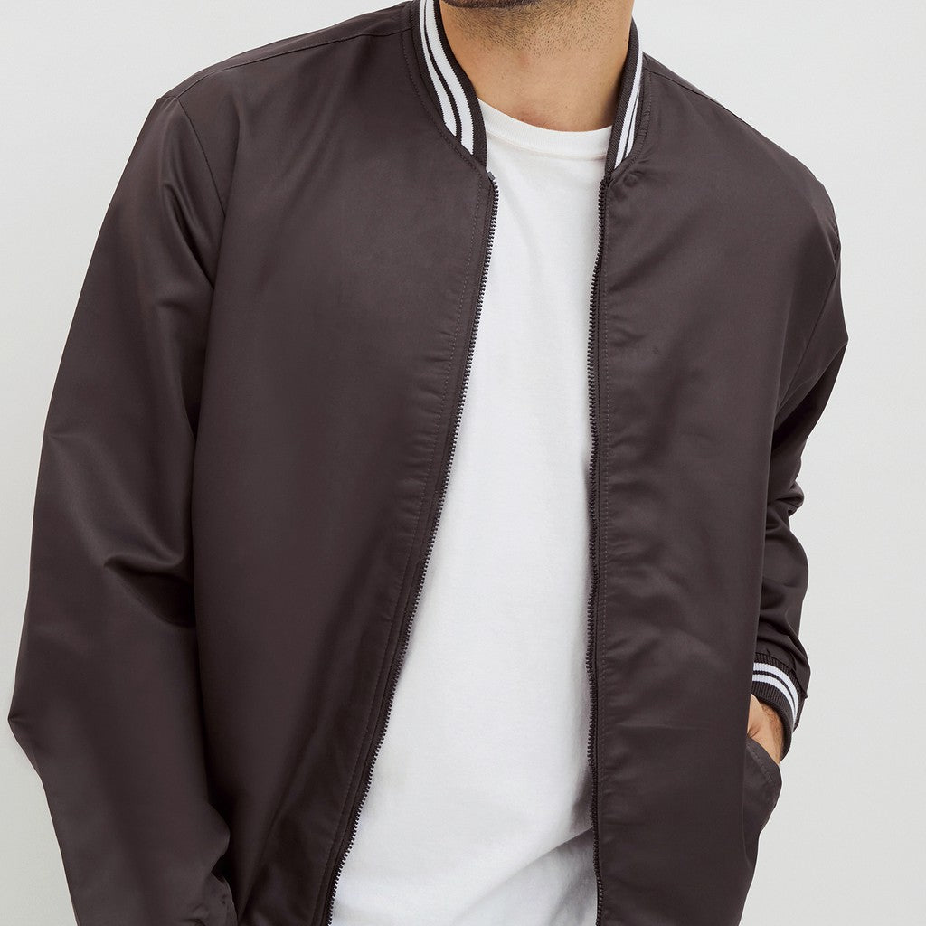M231 Jaket Pria Bomber Taslan Panjang Coklat 2078F