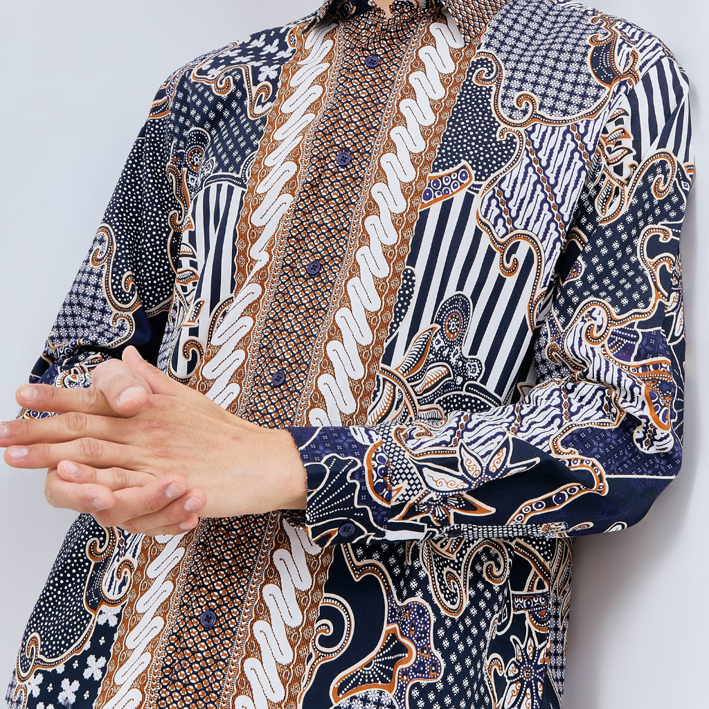 M231 Kemeja Pria Batik Panjang Navy 3061A
