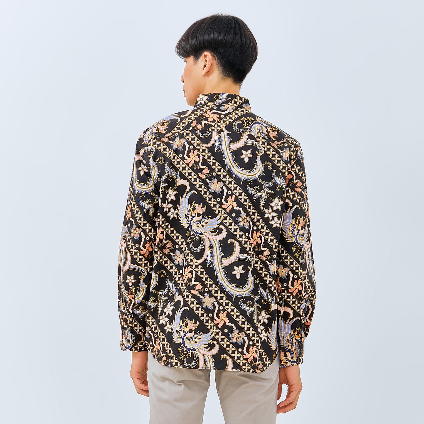 M231 Kemeja Pria Batik Panjang Hitam 3032