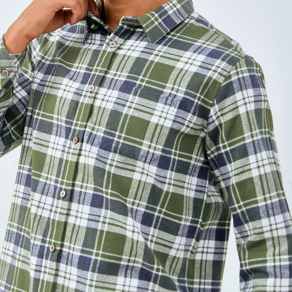 M231 Kemeja Pria Flannel Panjang Hijau 0144