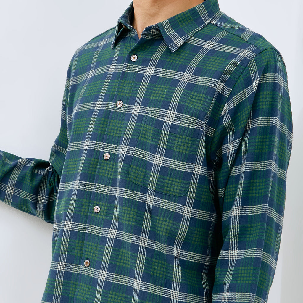 M231 Kemeja Pria Flannel Panjang Hijau Botol 0073