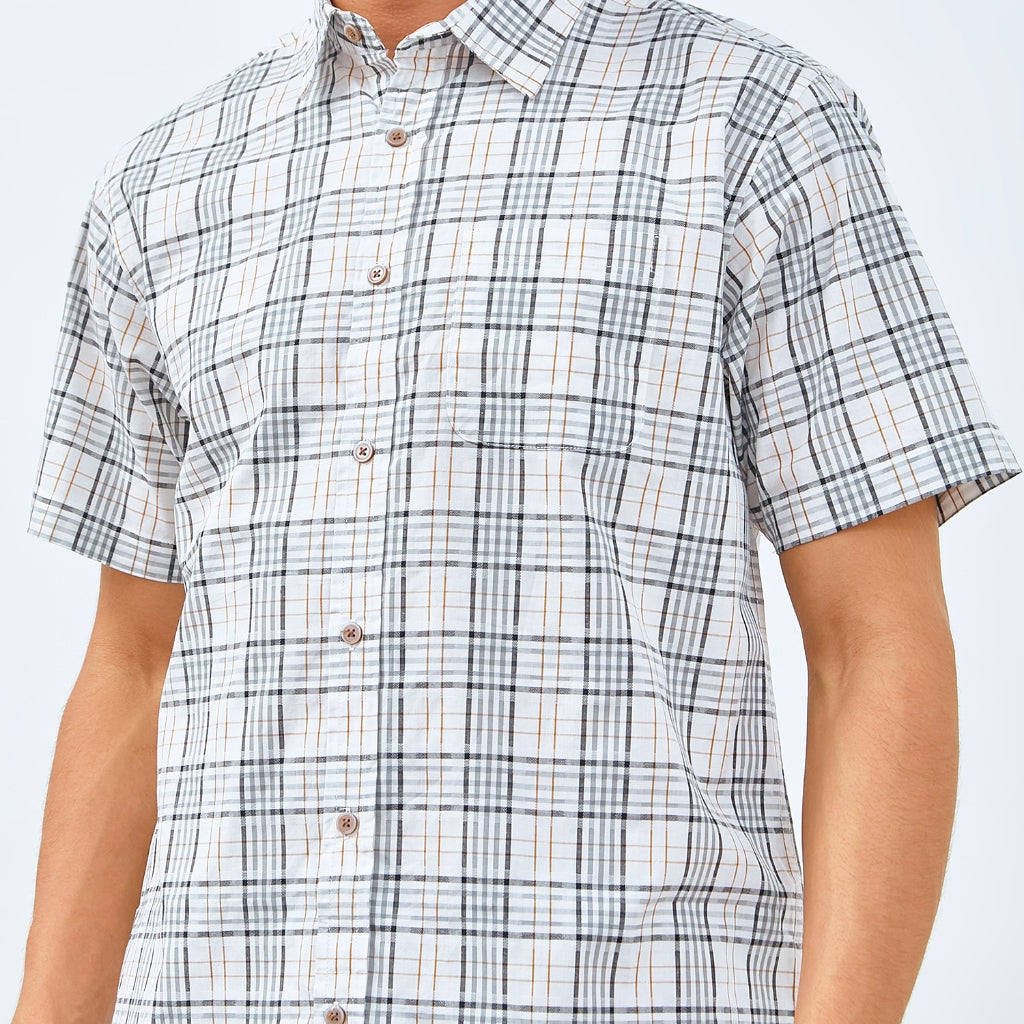 M231 Kemeja Pria Yarn Dyed Kotak Pendek Putih 0149