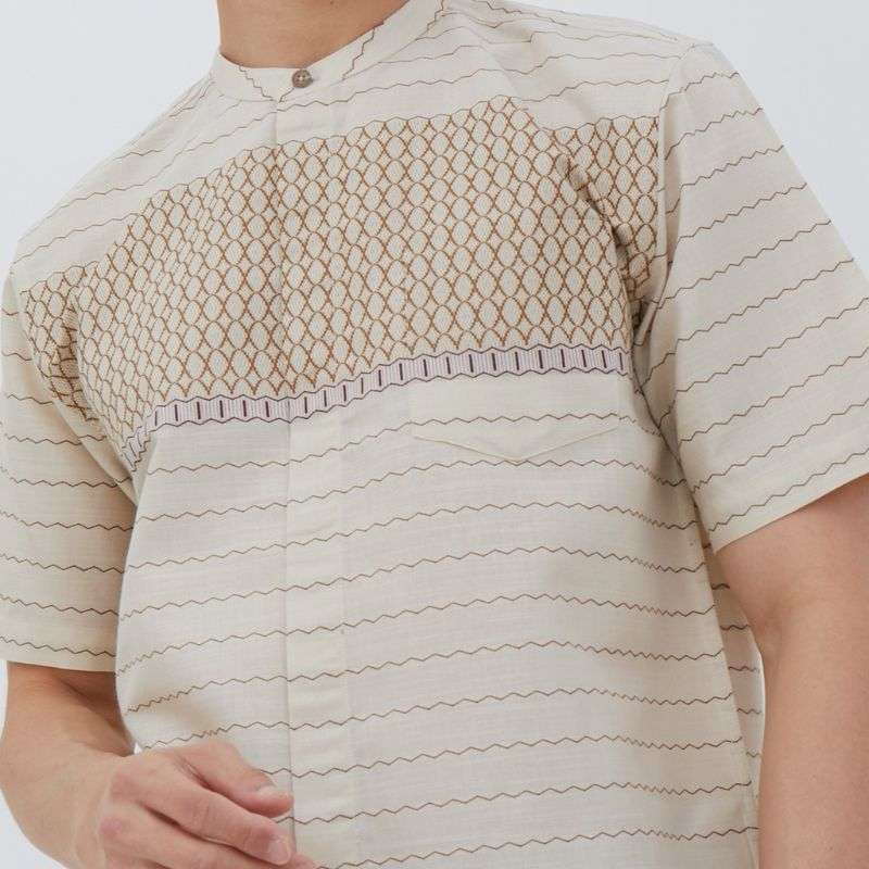M231 Kemeja Pria Koko Pendek Cream 2502B