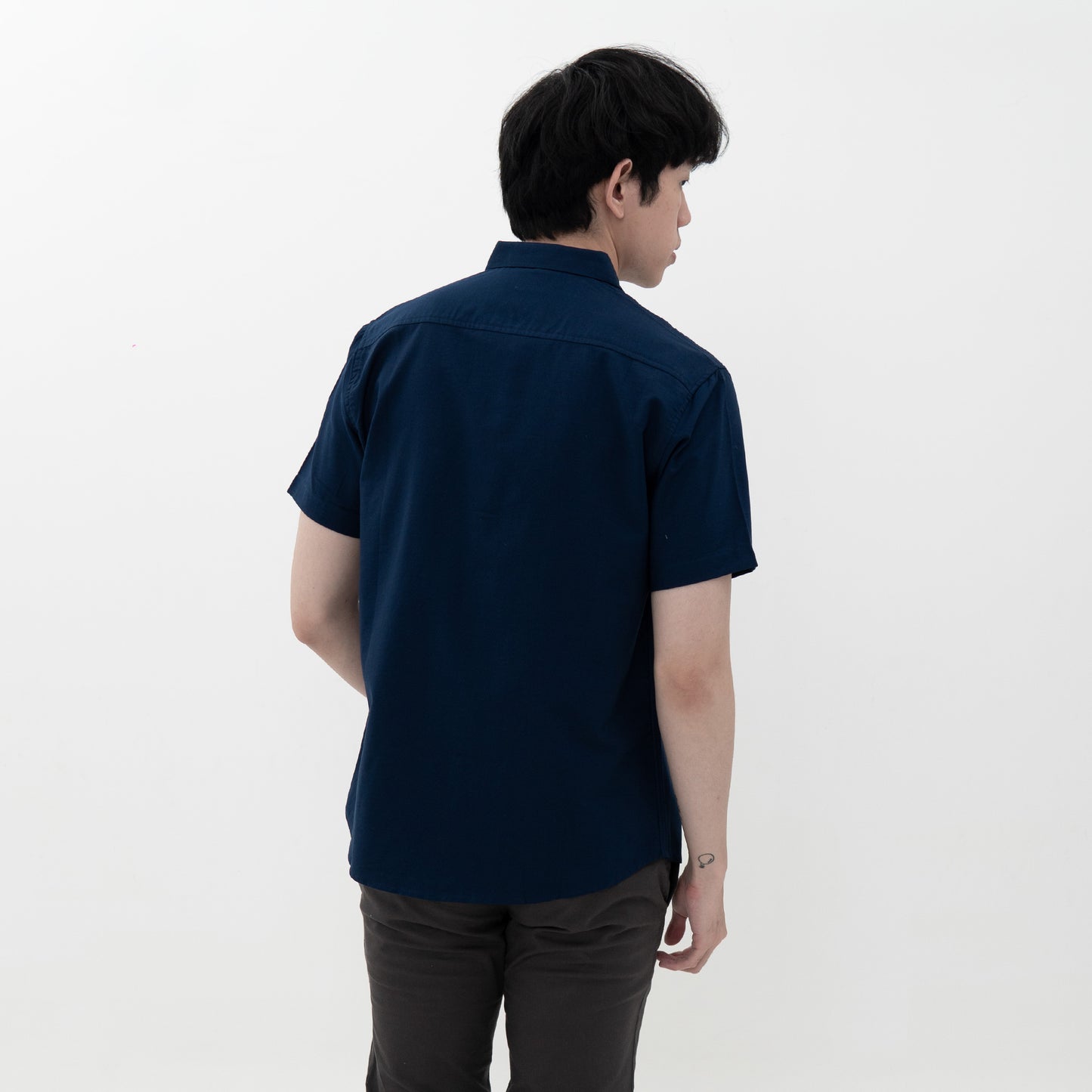 M231 Kemeja Pria Basic Polos Oxford Pendek Navy 1457G